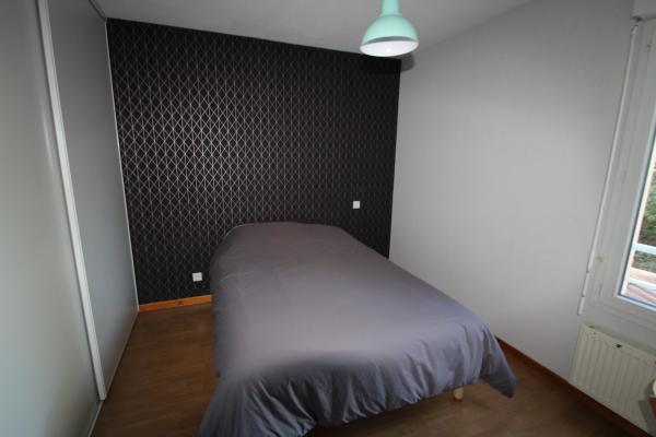 chambre avec grand placard