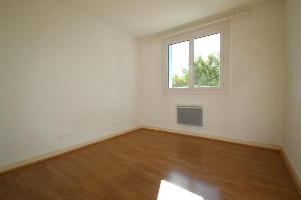 chambre avec placard