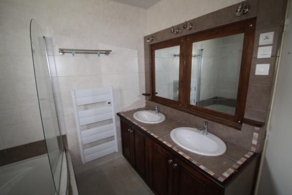 la salle de bain principale