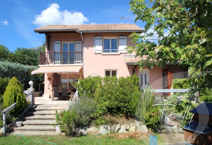 villa grand sous-sol